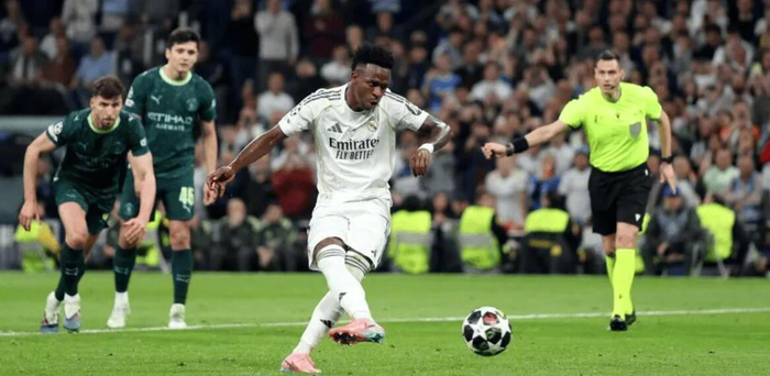 lol竞猜-麦克马纳曼批维尼修斯点球糟糕透顶|皇马|门将|曼城|射门|利物浦_新浪体育_新浪新闻